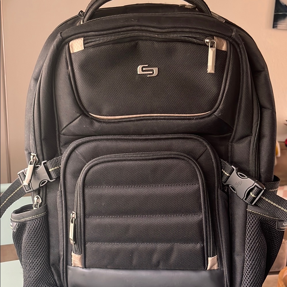 Solo Laptop Bag
